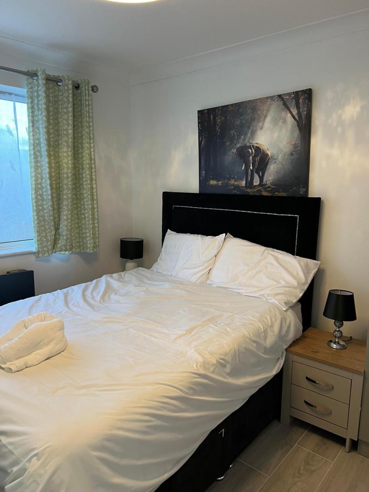 Beautiful 2-Bedroom In Grays Close To Lakeside מראה חיצוני תמונה